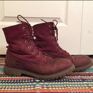 Timberlands size 8.5 Burgundy